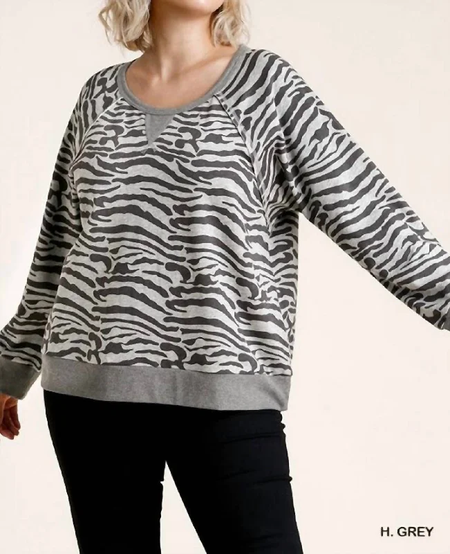 French Terry Zebra Plus Sweat Shirt In Heather Grey