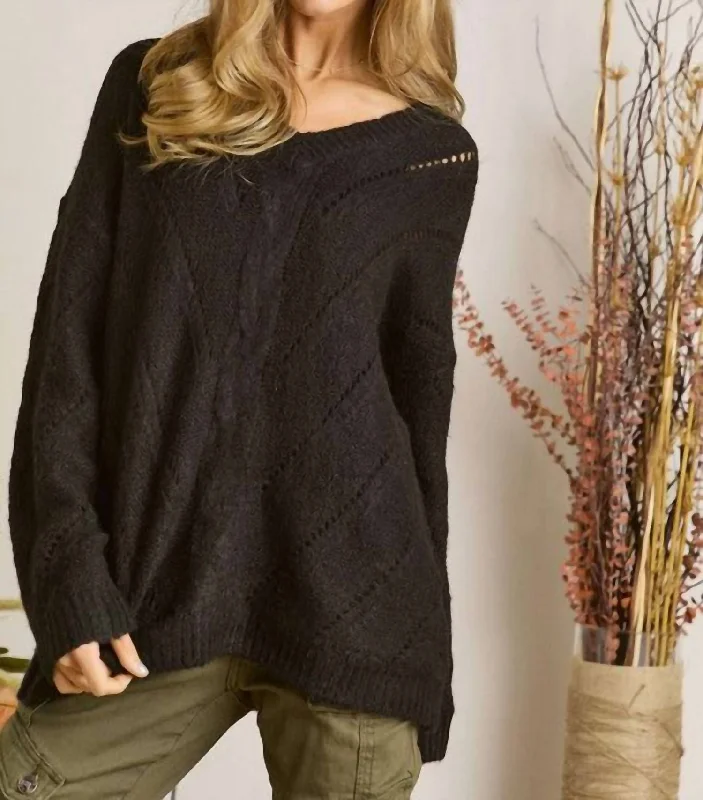 V Neck Knit Pullover Sweater In Black