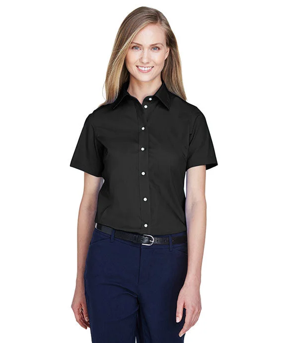 D620SW - Devon & Jones Ladies Crown Woven Collection™ Solid Broadcloth Short-Sleeve Shirt