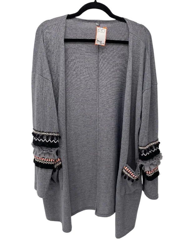 It's SO You Boutique Misses Size XL Grey Cardigan